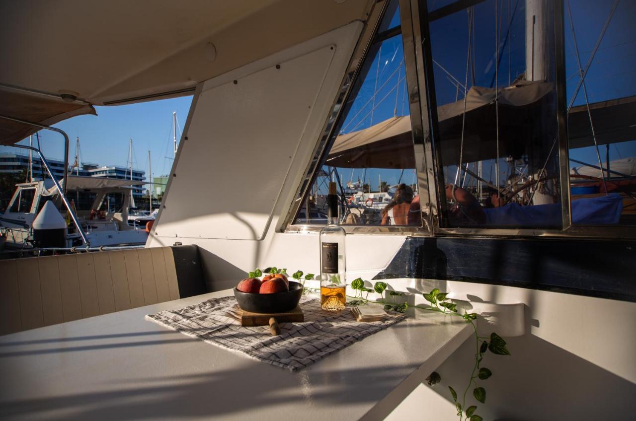 Hotel Magno II Boat Sant Adria de Besos Exterior foto