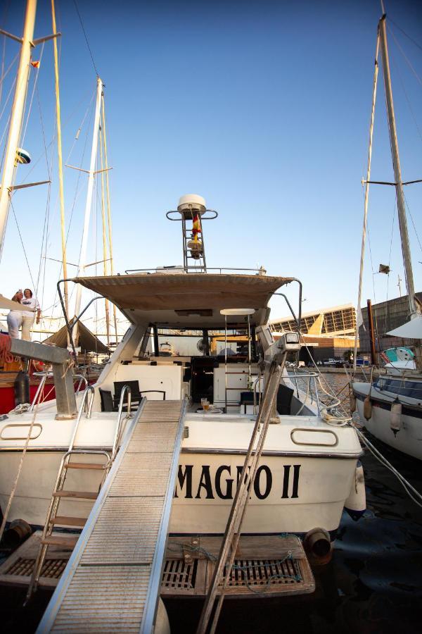 Hotel Magno II Boat Sant Adria de Besos Exterior foto