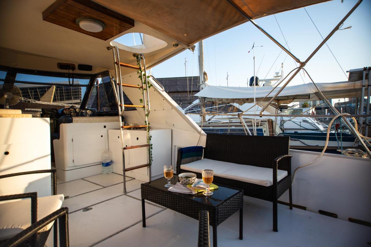 Hotel Magno II Boat Sant Adria de Besos Exterior foto
